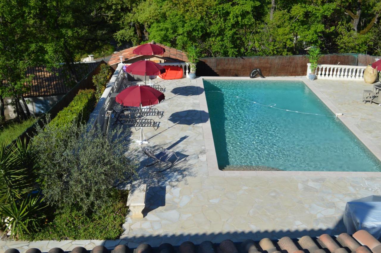 Villa Jalna Chambre, Suites Et Appartement Roquefort-les-Pins Eksteriør bilde