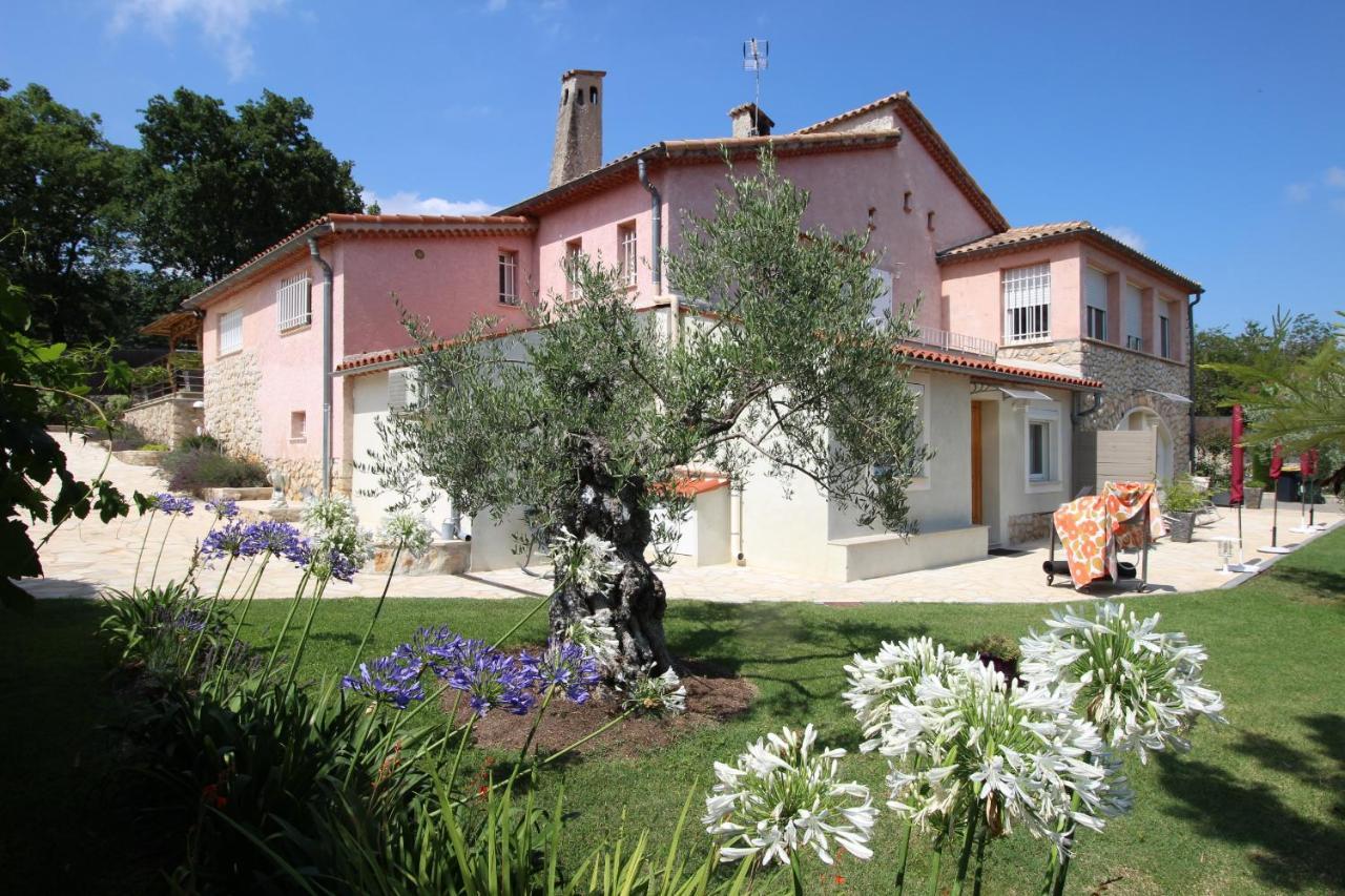 Villa Jalna Chambre, Suites Et Appartement Roquefort-les-Pins Eksteriør bilde